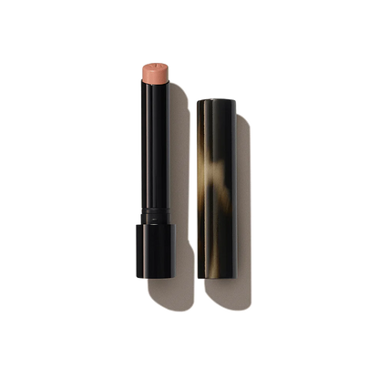 Labial Posh Lipstick™ - Victoria Beckham beauty vista frontal con fondo blanco.