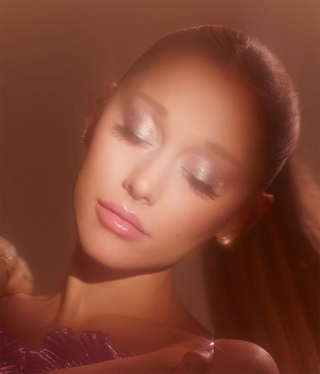 Sombra de Ojos Starlet Lustrous liquid eyeshadow - R.E.M. Beauty