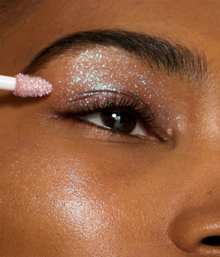 Sombra de Ojos Starlet Lustrous liquid eyeshadow - R.E.M. Beauty