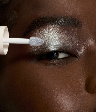 Sombra de Ojos Starlet Lustrous liquid eyeshadow - R.E.M. Beauty