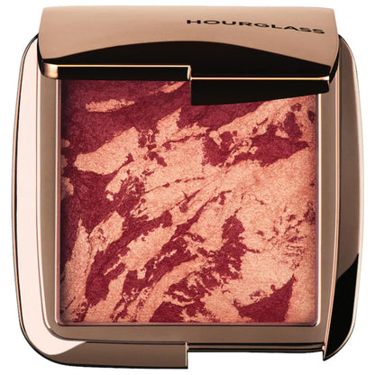 Rubor Iluminador Ambient Lighting Blush Collection - Hourglass vista frontal con fondo blanco.