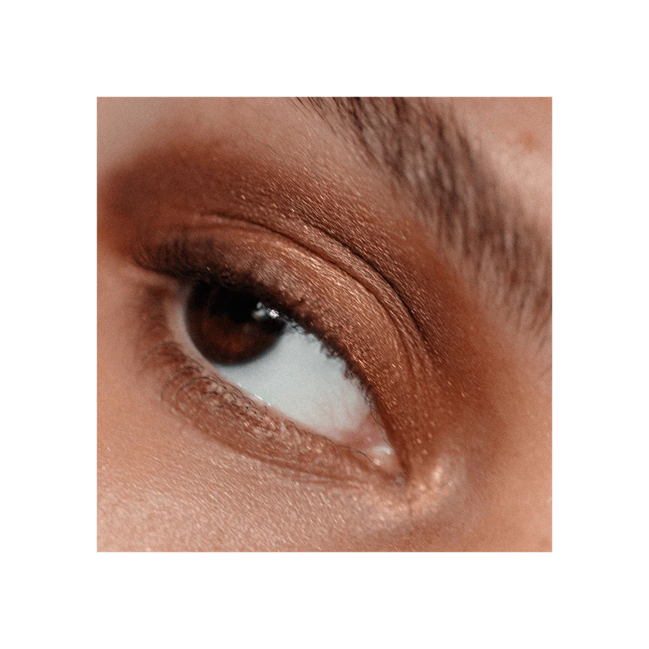 Paleta de Sombras de Ojos Smoky Eye Brick - Victoria Beckham beauty vista frontal con fondo blanco.