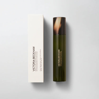 Limpiador Facial en Gel de Ácido Láctico The Daily Cleansing Protocol™ - Victoria Beckham Beauty vista frontal con fondo blanco.