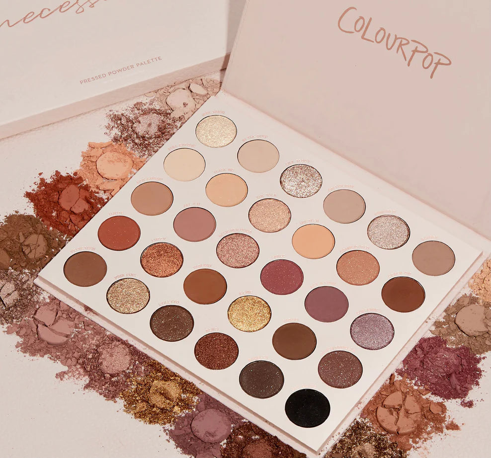 Paleta de Sombras de Ojos Bare Necessities - ColourPop vista frontal con fondo blanco.