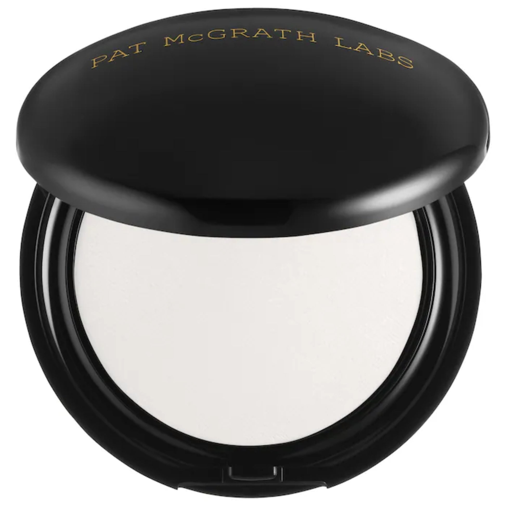 Polvos Fijadores Iluminadores Sublime Perfection Blurring Under-Eye - PAT McGRATH LABS vista frontal con fondo blanco.