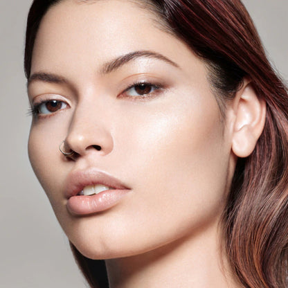 Base de Maquillaje Sublime Perfection - PAT McGRATH LABS vista frontal con fondo blanco.