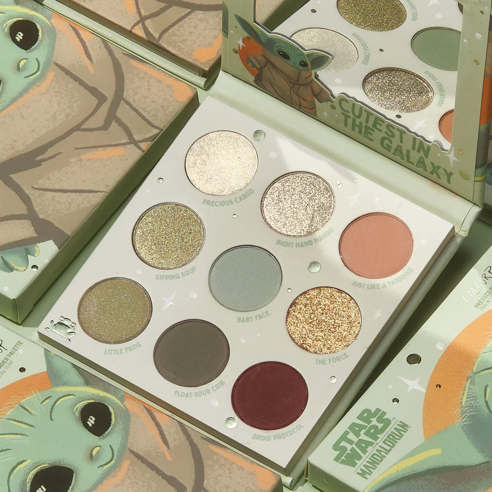 Paleta de Sombras de Ojos Ed. Limitada The child™ - ColourPop vista frontal con fondo blanco.