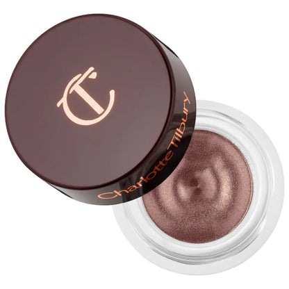 Sombra de ojos en Crema Brillosa - Charlotte Tilbury vista frontal con fondo blanco.