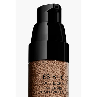 Base de Maquillaje LES BEIGES Water-Fresh Complexion Touch + Pincel aplicador - CHANEL