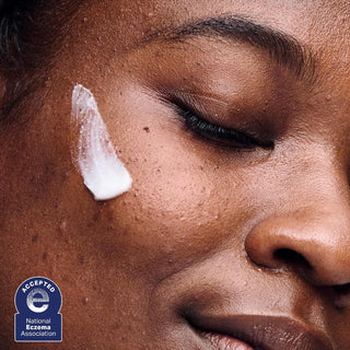 Crema Hidratante Coreana ATOBARRIER365 con ceramidas repara la barrera cutánea | Hidratación duradera de 120 horas - AESTURA