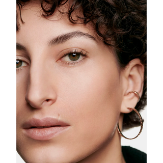 Base de Maquillaje LES BEIGES Water-Fresh Complexion Touch + Pincel aplicador - CHANEL