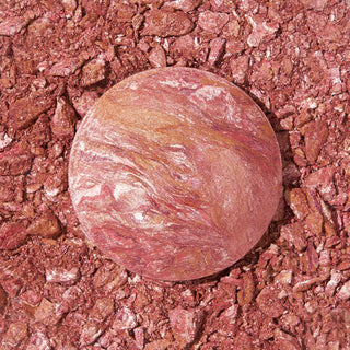 Rubor Baked Blush-n-Brighten Marbleized - Laura Geller vista frontal con fondo blanco.