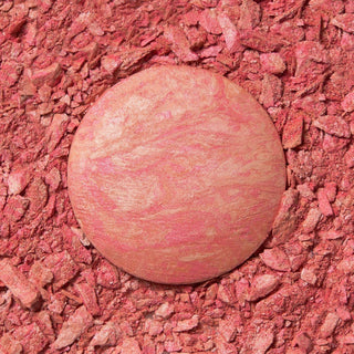 Rubor Baked Blush-n-Brighten Marbleized - Laura Geller vista frontal con fondo blanco.