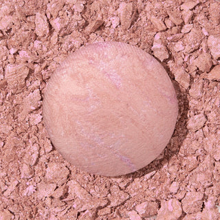 Rubor Baked Blush-n-Brighten Marbleized - Laura Geller vista frontal con fondo blanco.