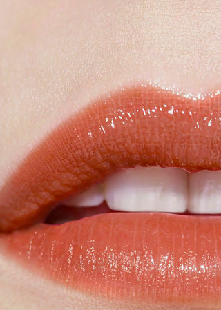 Bálsamo Labial Hidratante ROUGE COCO BAUME - CHANEL