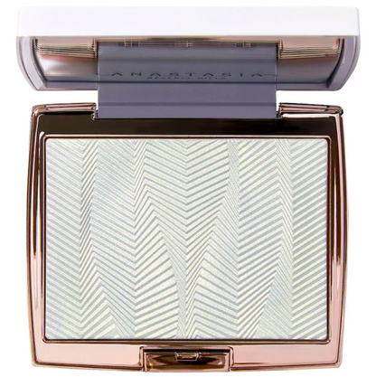 Iluminador Iced Out - Anastasia Beverly Hills vista frontal con fondo blanco.