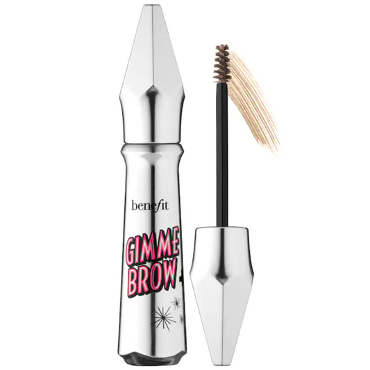 Gel voluminizador para cejas con color Gimme Brow - Benefit Cosmetics vista frontal con fondo blanco.