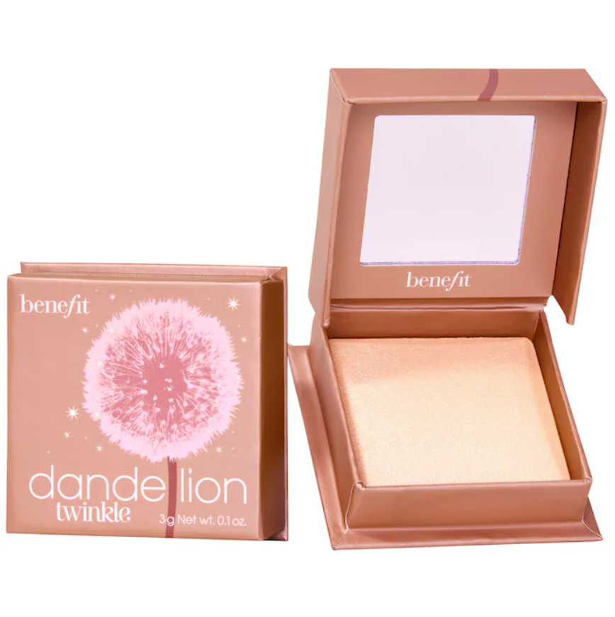 Iluminador en polvo Dandelion Twinkle - Benefit Cosmetics vista frontal con fondo blanco.