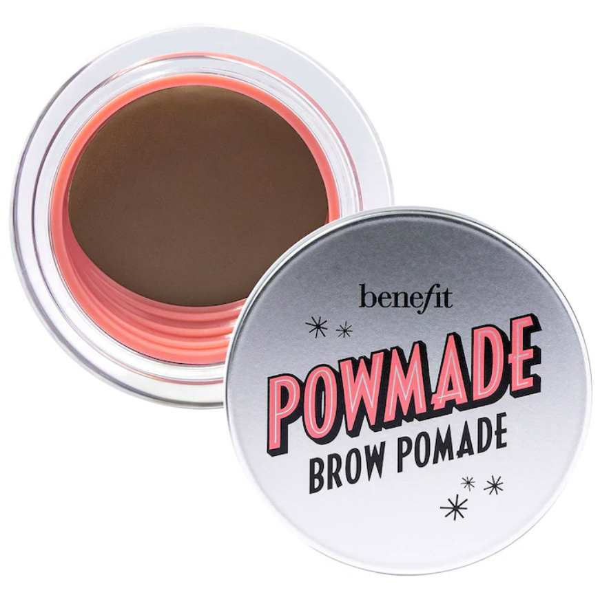 Pomada para cejas resistente al agua POWmade - Benefit Cosmetics vista frontal con fondo blanco.