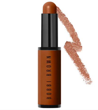 Corrector en barra - Bobbi Brown vista frontal con fondo blanco.