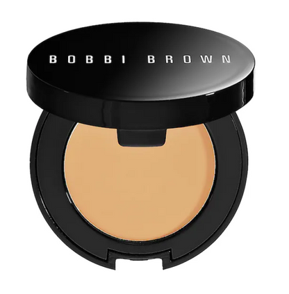 Corrector de cobertura máxima - Bobbi Brown vista frontal con fondo blanco.