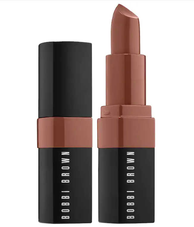 Labial Crushed Lip - Bobbi Brown vista frontal con fondo blanco.