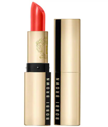 Labial edición Lujo - Bobbi Brown vista frontal con fondo blanco.