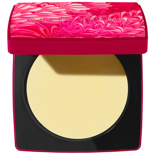 Polvo compacto con acabado transparente edición limitada Lunar New Year - Bobbi Brown vista frontal con fondo blanco.