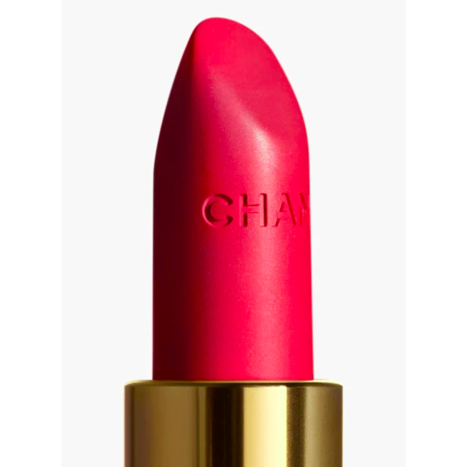 Labial Matte ROUGE ALLURE VELVET - CHANEL vista frontal con fondo blanco.