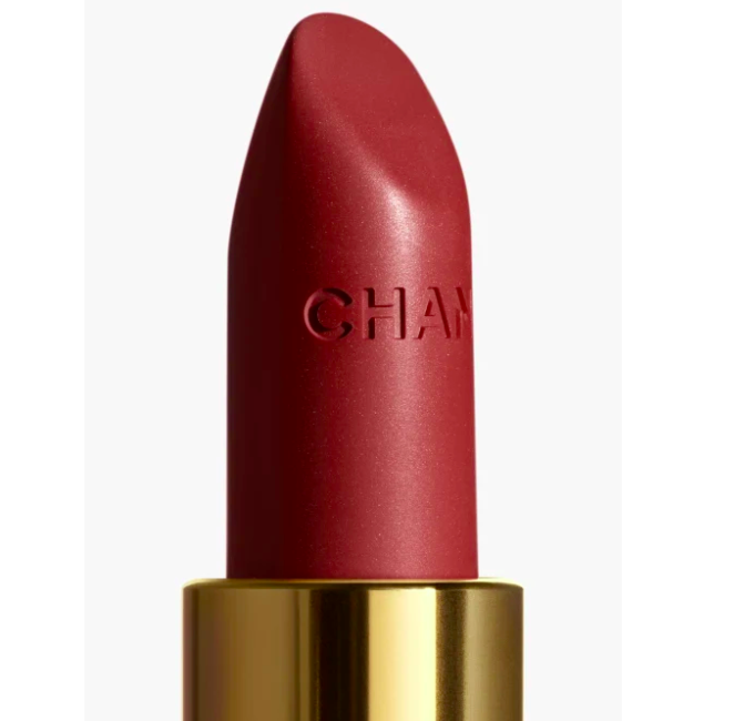 Labial Matte ROUGE ALLURE VELVET - CHANEL vista frontal con fondo blanco.