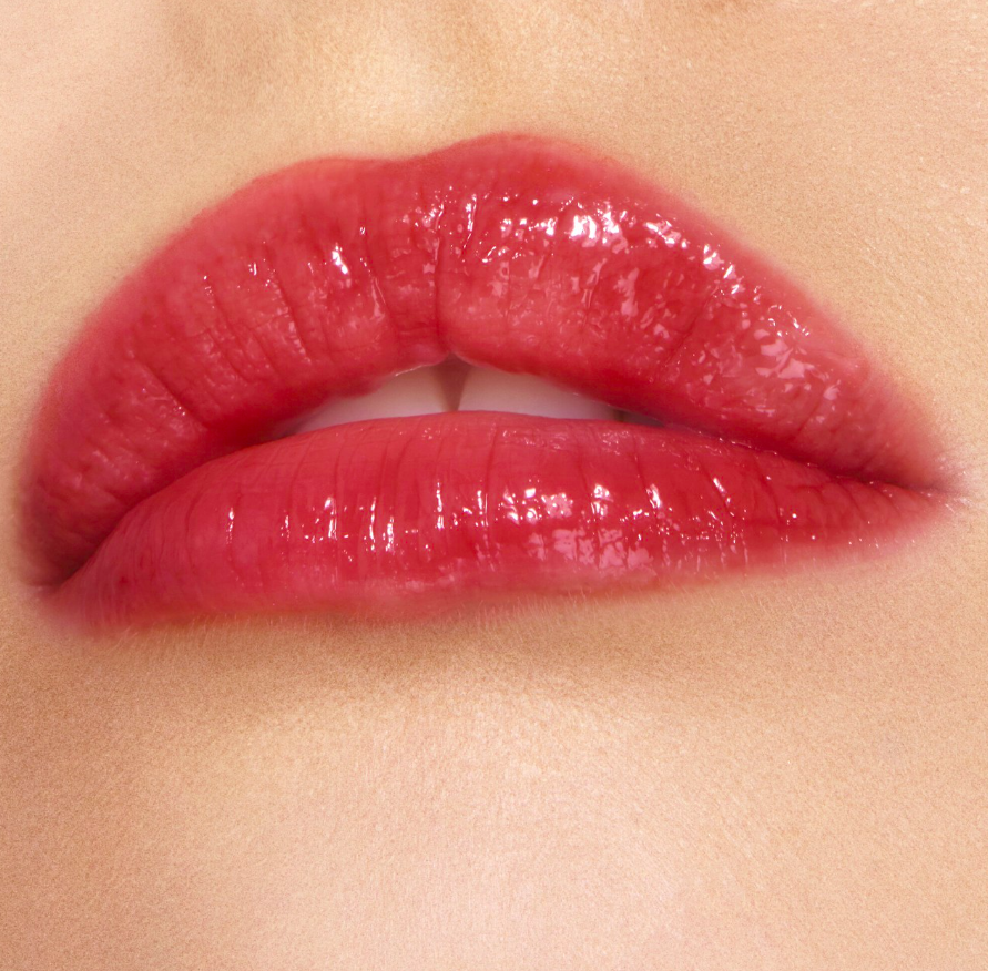 Gloss Labial con Colágeno - Charlotte Tilbury vista frontal con fondo blanco.