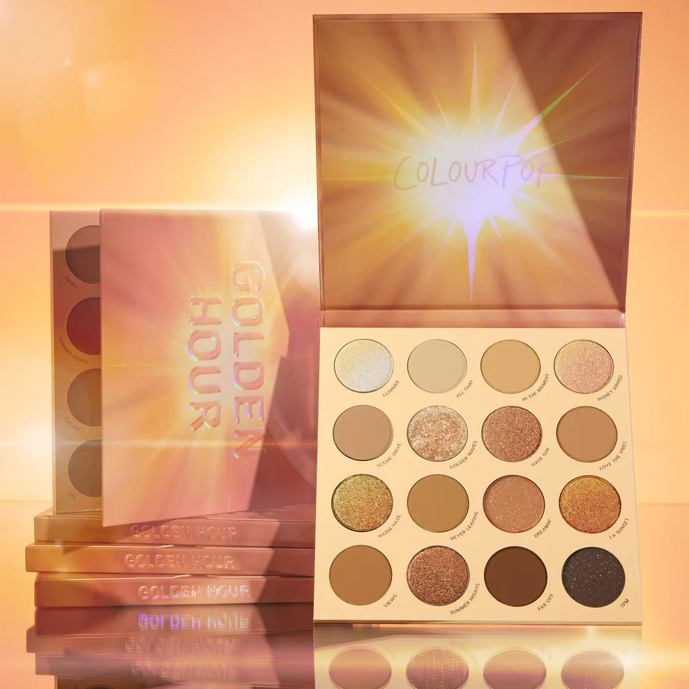 Paleta de Sombras de Ojos Golden Hour - ColourPop vista frontal con fondo blanco.