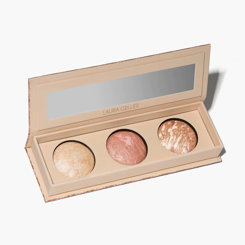 Paleta Lift-n-Glow Baked Face Trio - Laura Geller vista frontal con fondo blanco.