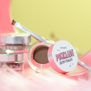 Pomada para cejas resistente al agua POWmade - Benefit Cosmetics