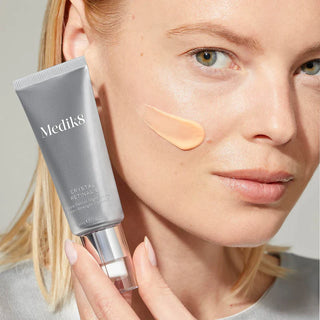 Crystal Retinal 20 - Firming Skin Regenerating Retinaldehyde Serum - Medik8