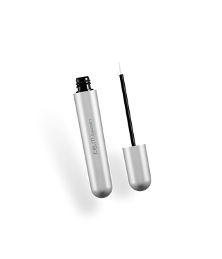 Serum para Pestañas y Cejas boosting - R.E.M. Beauty vista frontal con fondo blanco.