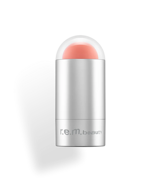 Blush & lip stick - R.E.M. Beauty vista frontal con fondo blanco.