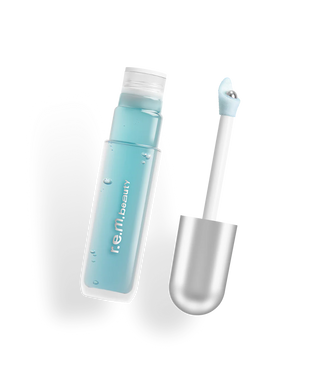 Lip Oil - R.E.M. Beauty vista frontal con fondo blanco.