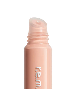 Labial Gloss voluminizador Plumping lip gloss - R.E.M. Beauty vista frontal con fondo blanco.