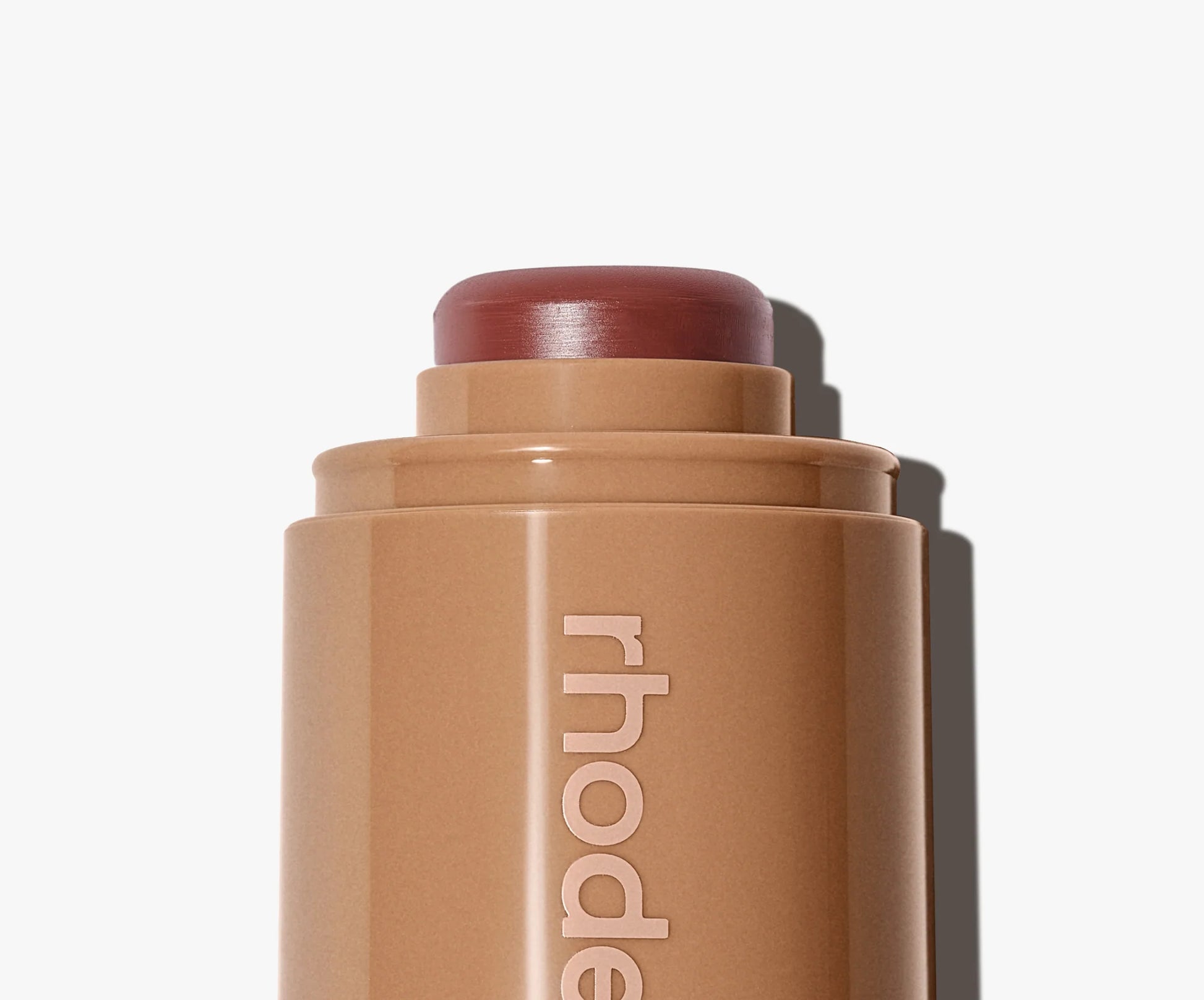 Rubor Pocket blush Ed. Limitada - Rhode vista frontal con fondo blanco.