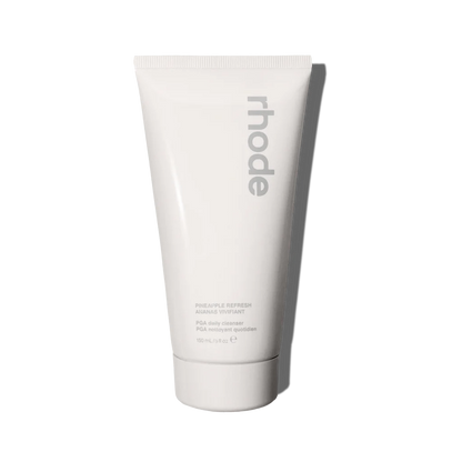 Limpiador facial Pineapple Refresh - Rhode Skin vista frontal con fondo blanco.