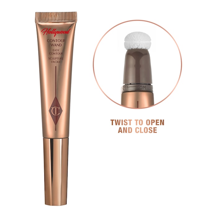 Bronzer Hollywood Contour Wand - Charlotte Tilbury vista frontal con fondo blanco.