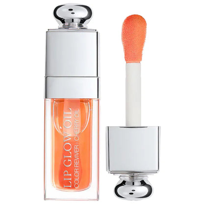 Lip Glow Oil - Dior vista frontal con fondo blanco.