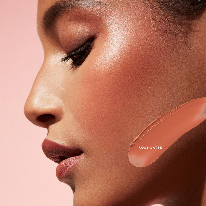 Rubor cremoso Cheeks Out Freestyle - Fenty Beauty by Rihanna vista frontal con fondo blanco.