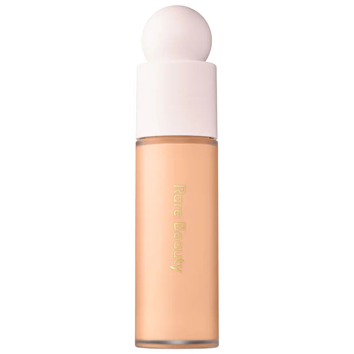 Base de Maquillaje Liquid Touch Weightless Foundation - Rare Beauty vista frontal con fondo blanco.