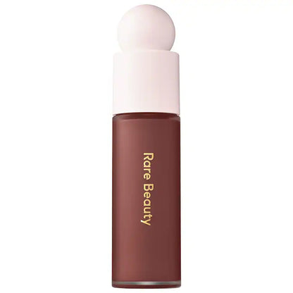 Base de Maquillaje Liquid Touch Weightless Foundation - Rare Beauty vista frontal con fondo blanco.