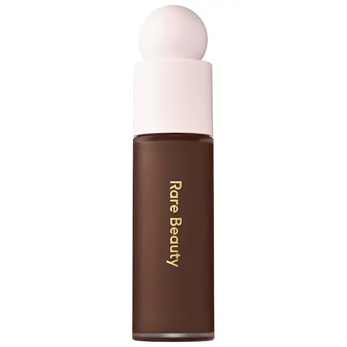 Base de Maquillaje Liquid Touch Weightless Foundation - Rare Beauty vista frontal con fondo blanco.