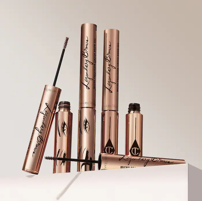 Tinta en Gel para Cejas Legendary Brows - Charlotte Tilbury vista frontal con fondo blanco.