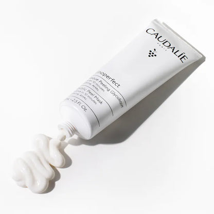 Vinoperfect™ Mascarilla exfoliante iluminadora - Caudalie vista frontal con fondo blanco.