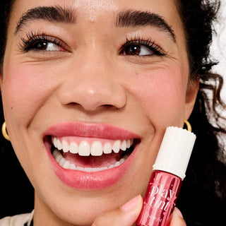 Tinte líquido para labios y mejillas - Benefit Cosmetics